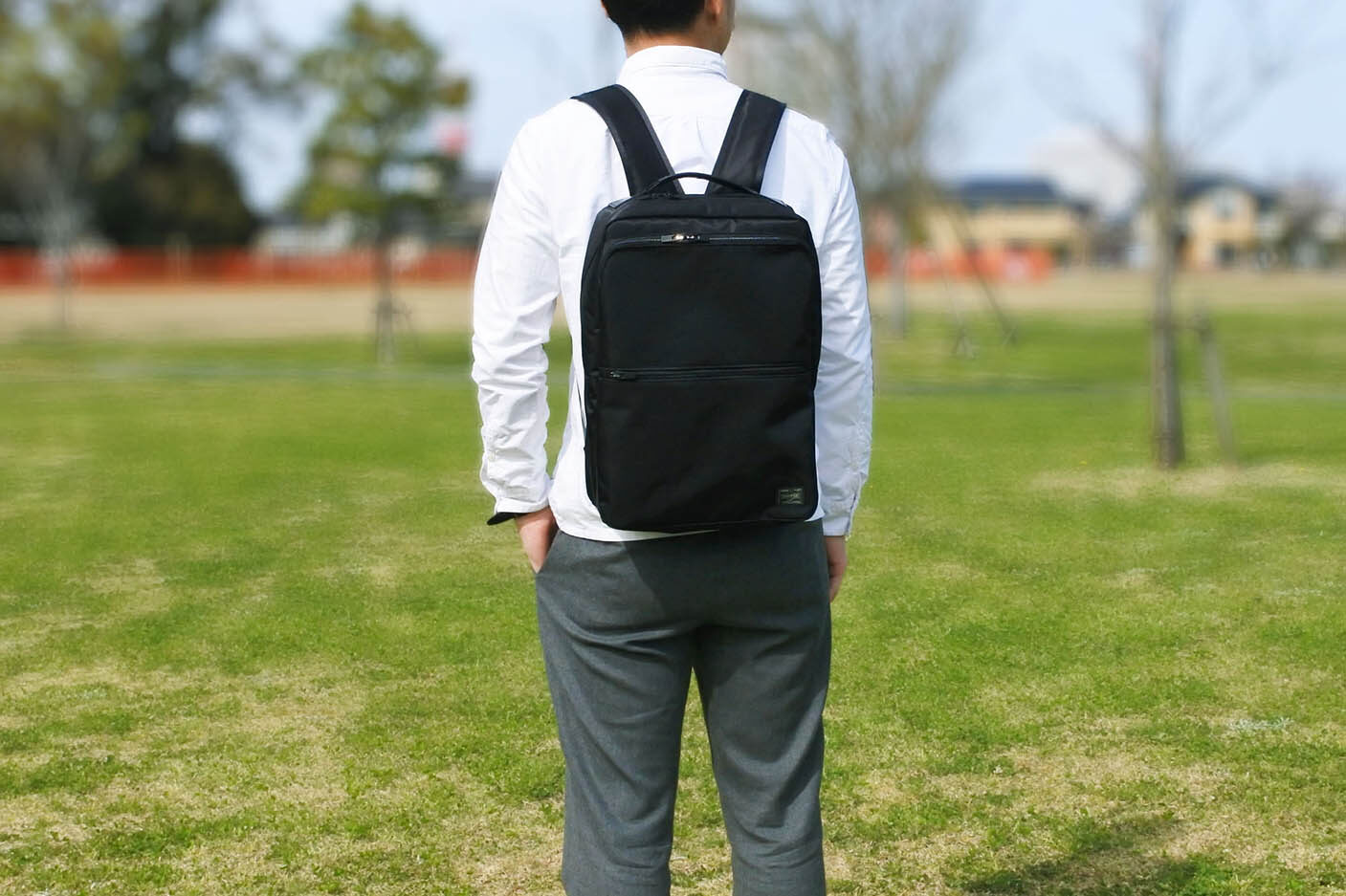 ☆PORTER ポーター TIME タイム リュックサック 人気のネイビー☆ レビュー】デイパックはビジネスにも使えるPORTER TIMEが